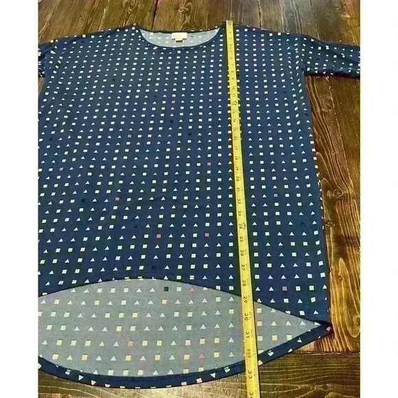 LuLaRoe Irma Tunic Top Sz XS Geometric Print - Picture 6 of 9